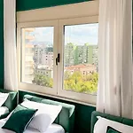 Urban Serenity Skyline Premium - Blloku Appartamento Tirana