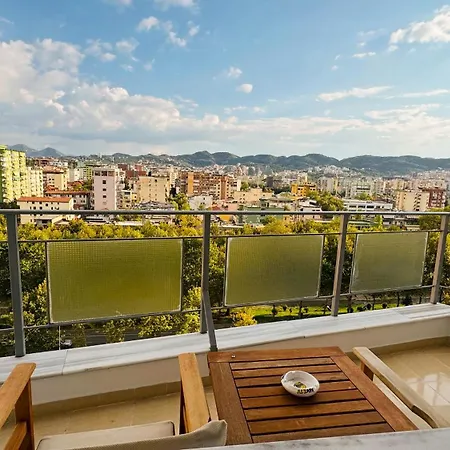 Apartmán Urban Serenity Skyline Premium - Blloku Tirana