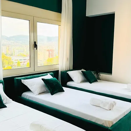 Urban Serenity Skyline Premium - Blloku Apartmán *