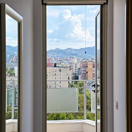 Apartmán Urban Serenity Skyline Premium - Blloku Tirana