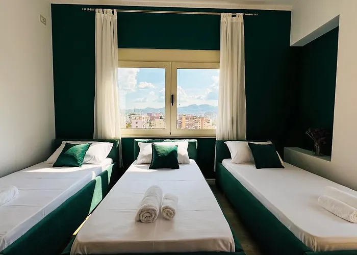 Urban Serenity Skyline Premium - Blloku *