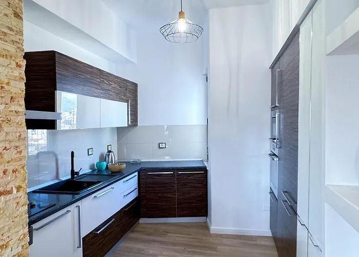 Appartamento Urban Serenity Skyline Premium - Blloku *