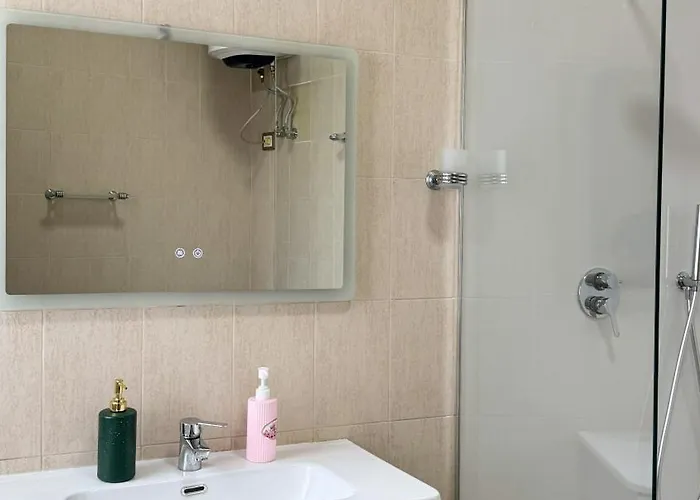 Appartamento Urban Serenity Skyline Premium - Blloku